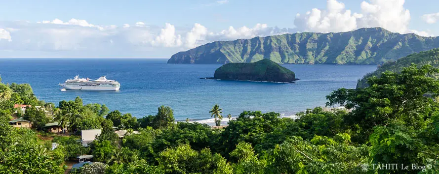 Photographies de la Polynésie: baie d'Atuona à Hiva Oa aux îles Marquises