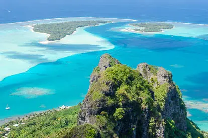 Au sommet du Teurafaatiu à Maupiti