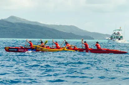 Va'a à six place appelé V6