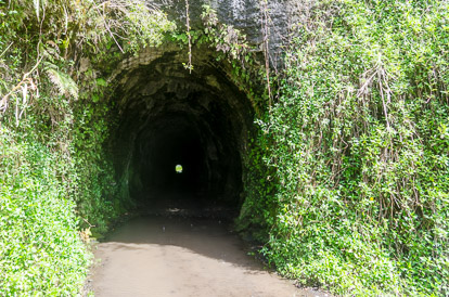Papenoo: Tunnel