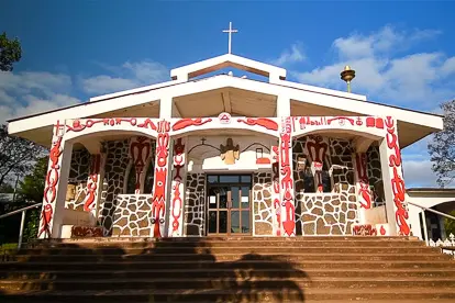 Île de Pâques : église d'Hanga Roa