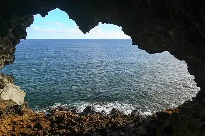 île de Pâques : Ana Kakenga